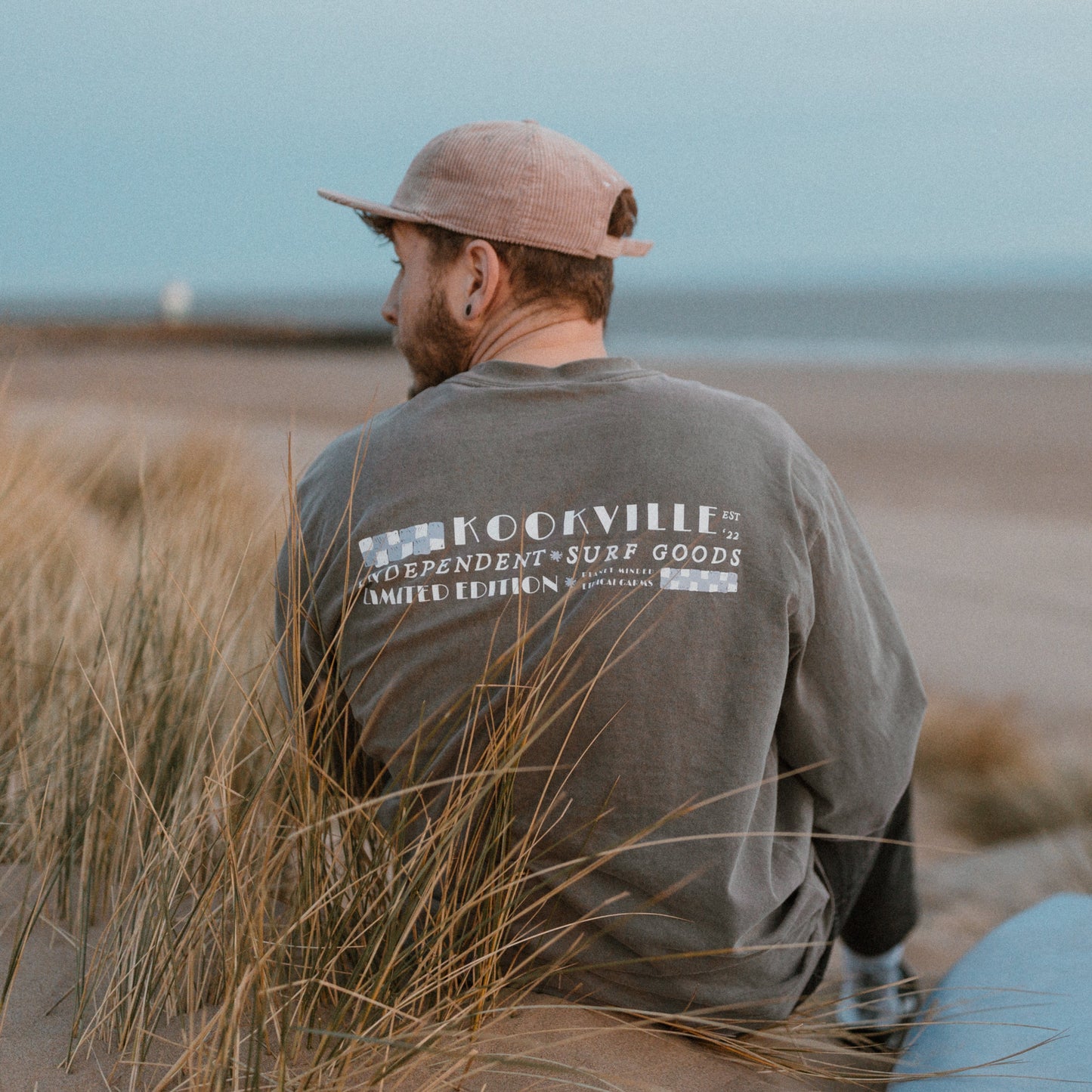 Dust Grey | L/S Checkerboard Tee